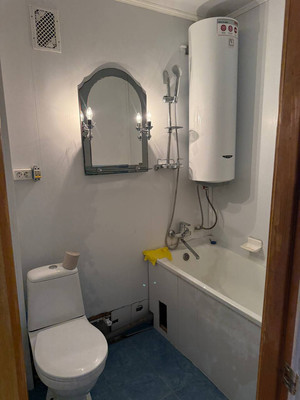 Продам однокомнатную (1-комн.) квартиру, Мира ул, 8, Школьное п