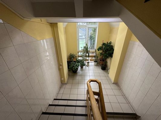 Продам коммерческое помещение 1 534 м2, Новая Басманная ул, 14 4, Москва г