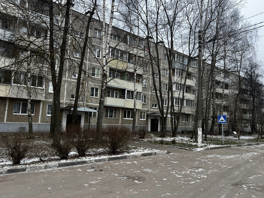 Продам однокомнатную (1-комн.) квартиру, Октябрьская ул, 6, Кленово с