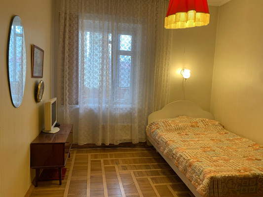 Продам трехкомнатную (3-комн.) квартиру, Кубанская Набережная ул, 100, Краснодар г