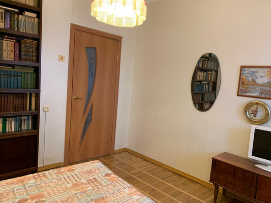 Продам трехкомнатную (3-комн.) квартиру, Кубанская Набережная ул, 100, Краснодар г