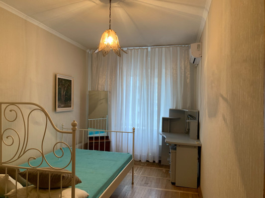 Продам трехкомнатную (3-комн.) квартиру, Кубанская Набережная ул, 100, Краснодар г