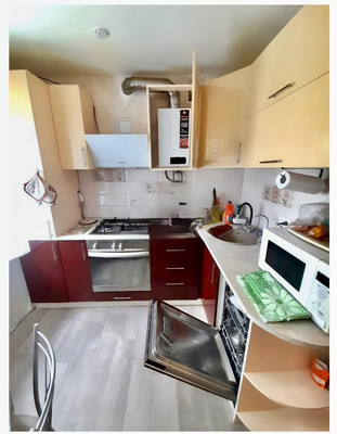 Продам трехкомнатную (3-комн.) квартиру, Криворожская ул, 61, Ростов-на-Дону г