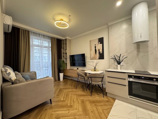 Продам однокомнатную (1-комн.) квартиру, Академика Королева ул, 13, Москва г