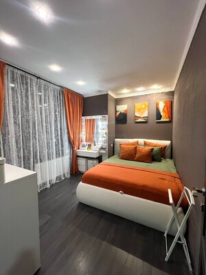 Продам трехкомнатную (3-комн.) квартиру, Новодмитровская ул, 2к7, Москва г