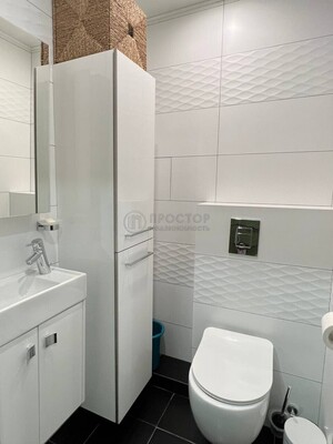 Продам трехкомнатную (3-комн.) квартиру, Новодмитровская ул, 2к7, Москва г