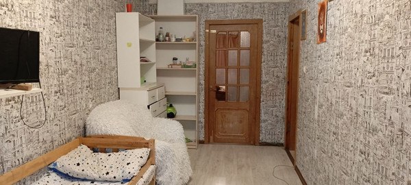 Продам трехкомнатную (3-комн.) квартиру, Заречная ул, 17, Сертолово г