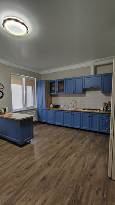 Продам трехкомнатную (3-комн.) квартиру, Пушкина ул, 77, Нальчик г