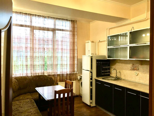 Продам однокомнатную (1-комн.) квартиру, Луговая ул, 4к, Симферополь г