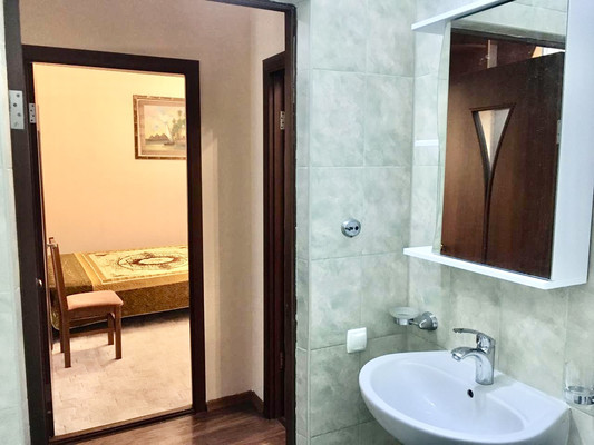 Продам однокомнатную (1-комн.) квартиру, Луговая ул, 4к, Симферополь г