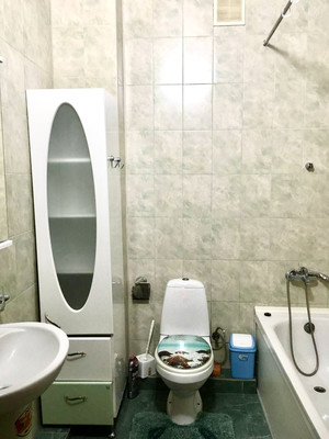 Продам однокомнатную (1-комн.) квартиру, Луговая ул, 4к, Симферополь г