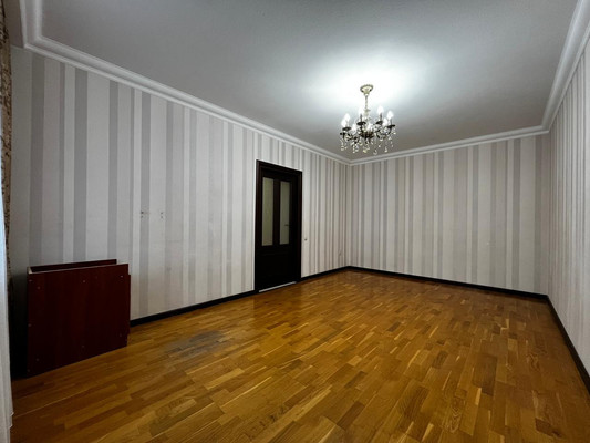 Продам двухкомнатную (2-комн.) квартиру, Профсоюзная ул, 222г, Вольный Аул кп