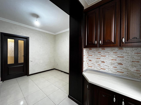 Продам двухкомнатную (2-комн.) квартиру, Профсоюзная ул, 222г, Вольный Аул кп