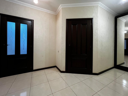 Продам двухкомнатную (2-комн.) квартиру, Профсоюзная ул, 222г, Вольный Аул кп