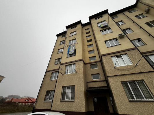 Продам двухкомнатную (2-комн.) квартиру, Профсоюзная ул, 222г, Вольный Аул кп