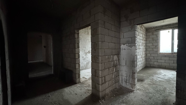 Продам двухкомнатную (2-комн.) квартиру, Мовсисяна ул, 23, Нальчик г