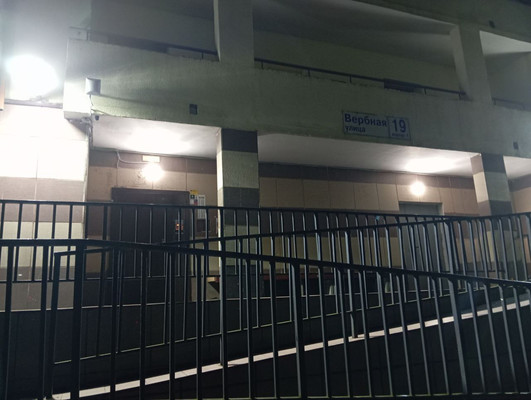 Продам однокомнатную (1-комн.) квартиру, Вербная ул, 19к1, Санкт-Петербург г