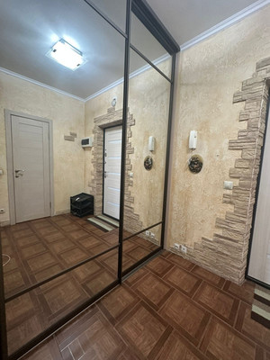 Сдам однокомнатную (1-комн.) квартиру, Сормовская ул, 204кБ, Краснодар г