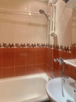 Продам двухкомнатную (2-комн.) квартиру, Ленинский пр-кт, 96Ак1, Санкт-Петербург г