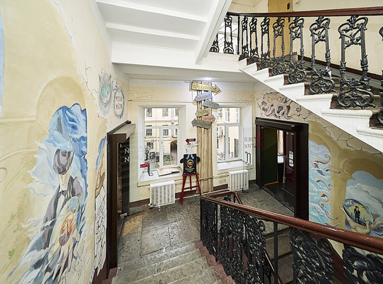 Продам многокомнатную квартиру, Невский пр-кт, 74, Санкт-Петербург г