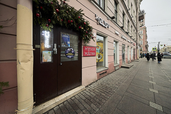 Продам многокомнатную квартиру, Невский пр-кт, 74, Санкт-Петербург г