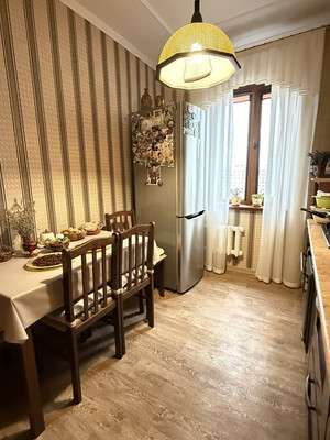 Продам двухкомнатную (2-комн.) квартиру, Тургенева ул, 296, Армавир г