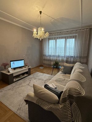 Продам двухкомнатную (2-комн.) квартиру, Тургенева ул, 296, Армавир г