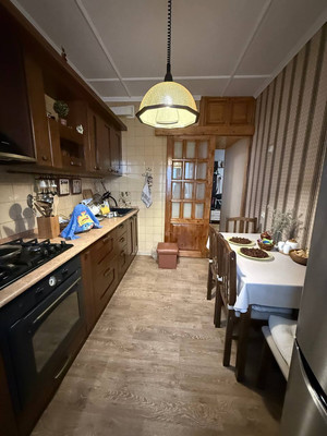 Продам двухкомнатную (2-комн.) квартиру, Тургенева ул, 296, Армавир г