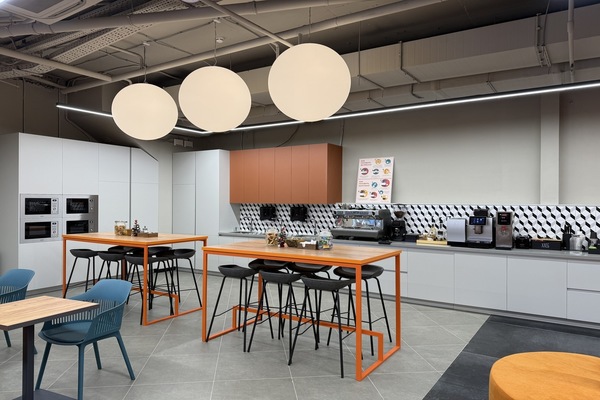 Сдам офисное помещение 18 м2, Добролюбова ул, 3, Екатеринбург г