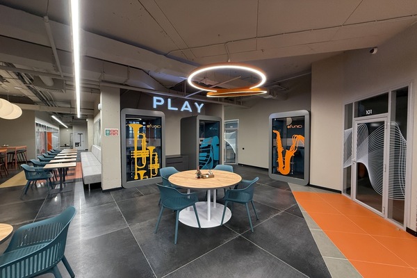 Сдам офисное помещение 80 м2, Добролюбова ул, 3, Екатеринбург г