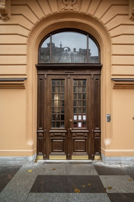 Продам многокомнатную квартиру, Чайковского ул, 61, Санкт-Петербург г