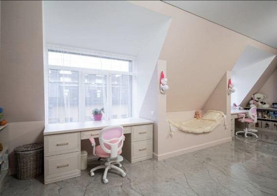 Продам многокомнатную квартиру, Чайковского ул, 61, Санкт-Петербург г