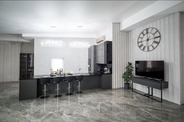 Продам многокомнатную квартиру, Чайковского ул, 61, Санкт-Петербург г