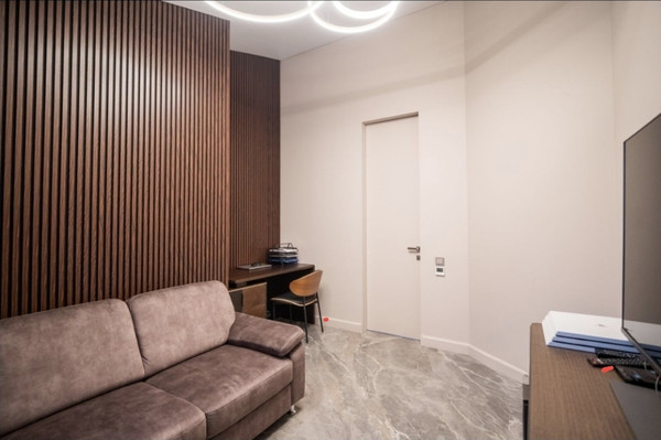 Продам многокомнатную квартиру, Чайковского ул, 61, Санкт-Петербург г