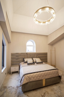 Продам многокомнатную квартиру, Чайковского ул, 61, Санкт-Петербург г