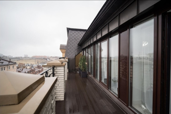 Продам многокомнатную квартиру, Чайковского ул, 61, Санкт-Петербург г