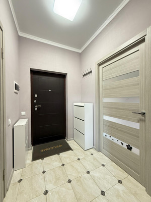 Продам трехкомнатную (3-комн.) квартиру, Ю.А.Гагарина ул, 18кГ, Нальчик г