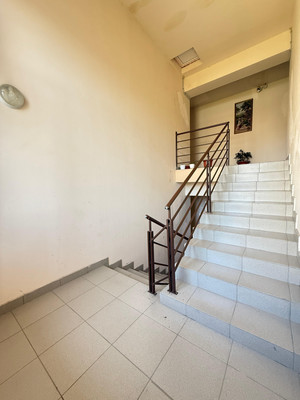 Продам трехкомнатную (3-комн.) квартиру, Ю.А.Гагарина ул, 18кГ, Нальчик г