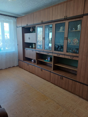 Продам трехкомнатную (3-комн.) квартиру, Энтузиастов ул, 13, Волгодонск г