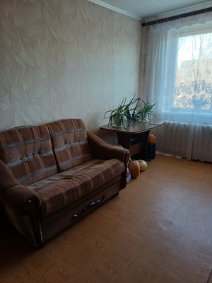 Продам трехкомнатную (3-комн.) квартиру, Энтузиастов ул, 13, Волгодонск г