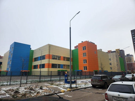 Продам двухкомнатную (2-комн.) квартиру, 3-й туп, 6к4, Мирный п