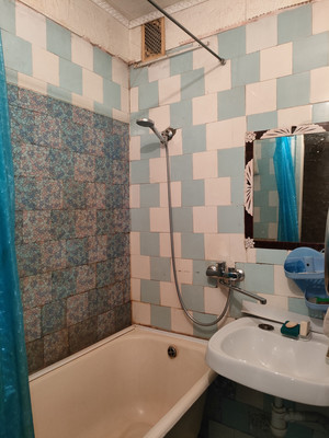 Продам трехкомнатную (3-комн.) квартиру, Шотмана ул, 12Жк1, Санкт-Петербург г