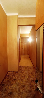 Продам трехкомнатную (3-комн.) квартиру, Московская ул, 4/24, Новомосковск г