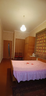 Продам трехкомнатную (3-комн.) квартиру, Московская ул, 4/24, Новомосковск г