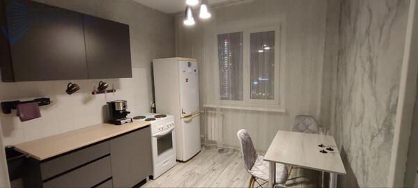 Сдам однокомнатную (1-комн.) квартиру, Взлетная ул, 18, Красноярск г