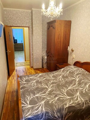 Продам трехкомнатную (3-комн.) квартиру, Космонавта Волкова ул, 29к1, Москва г