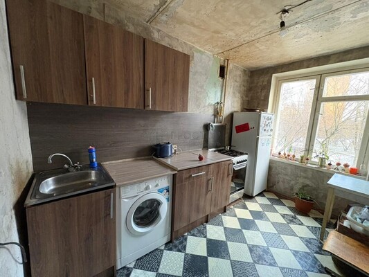 Продам двухкомнатную (2-комн.) квартиру, Бескудниковский б-р, 16к1, Москва г