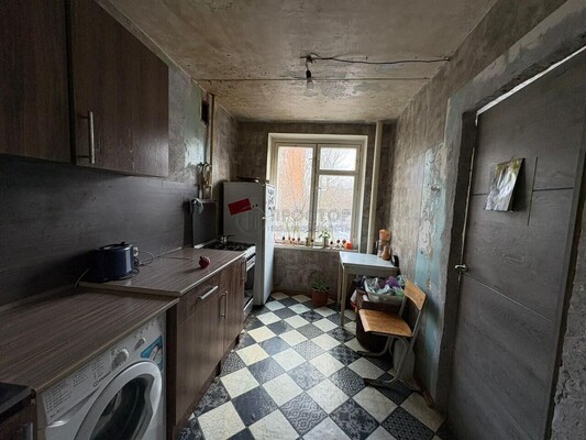 Продам двухкомнатную (2-комн.) квартиру, Бескудниковский б-р, 16к1, Москва г