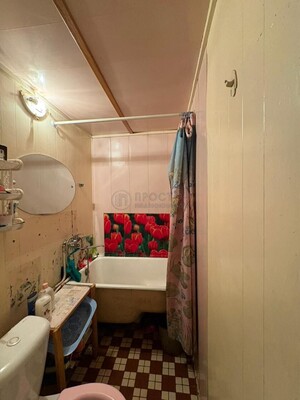 Продам двухкомнатную (2-комн.) квартиру, Бескудниковский б-р, 16к1, Москва г