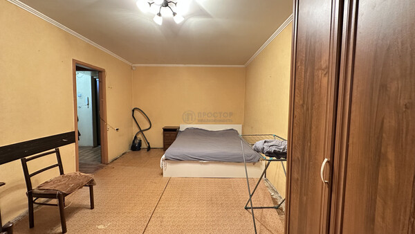 Продам однокомнатную (1-комн.) квартиру, Юных Ленинцев ул, 47к1, Москва г